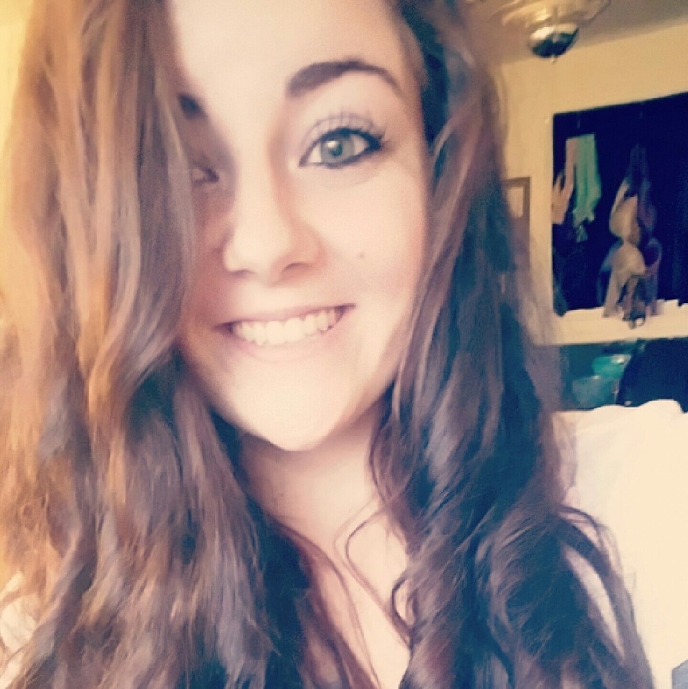 Meet your Posher, Pamela